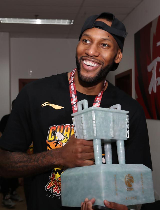 开云APP-【人物】三冠在手的威姆斯，仍有更大的梦想